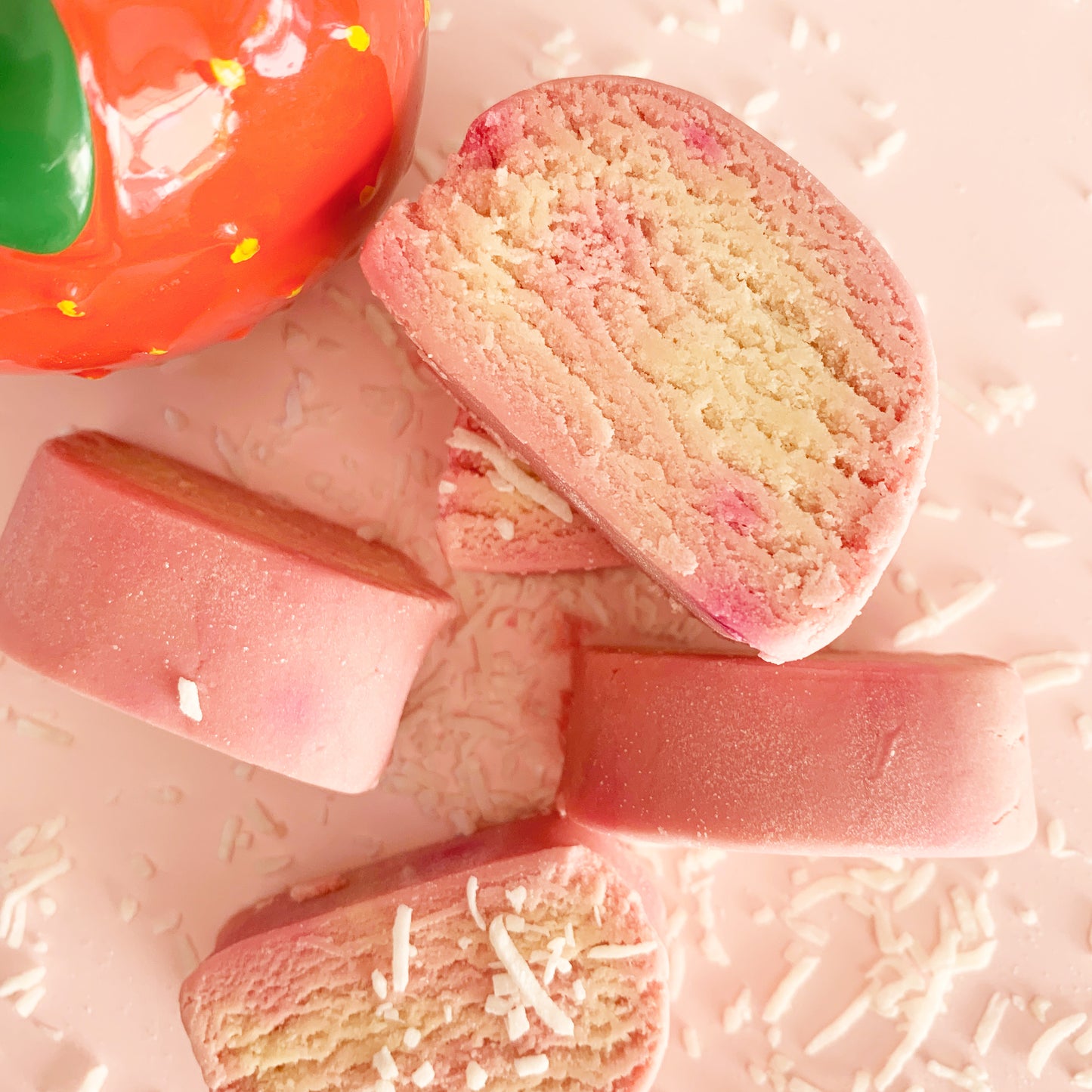 Strawberry Coconut Bubble Bar