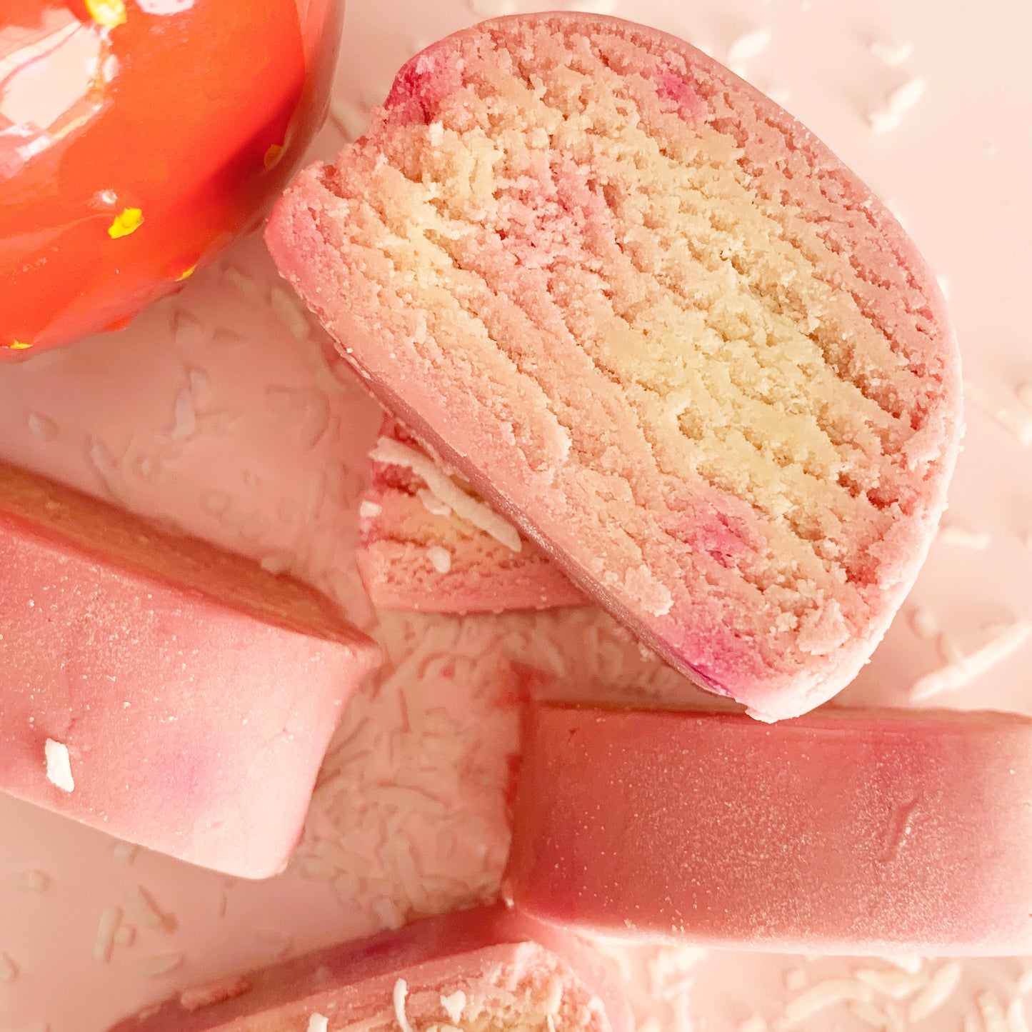 Strawberry Coconut Bubble Bar